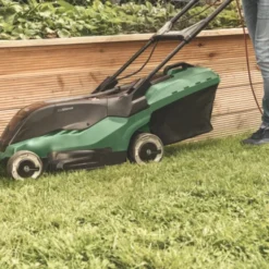 Bosch Elektrische Grasmaaier UniversalRotak 450 35cm 1300W -Tuinmeubel Verkoop 123 2406