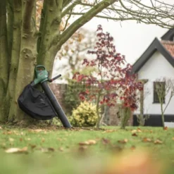 Bosch Bladblazer Universal Garden Tidy 3-in-1 19 Bosch Bladblazer Universal Garden Tidy 3-in-1 -Tuinmeubel Verkoop 123 2543