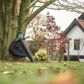 Bosch Bladblazer Universal Garden Tidy 3-in-1 10 Bosch Bladblazer Universal Garden Tidy 3-in-1 - Afbeelding 10
