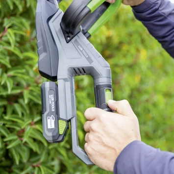 LUX 20V Heggenschaar + 2,0Ah Accu + Lader 13 LUX 20V Heggenschaar + 2,0Ah Accu + Lader - Afbeelding 13