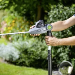 LUX 20V Telescopische Heggenschaar/kettingzaag (zonder Accu) 22 LUX 20V Telescopische Heggenschaar/kettingzaag (zonder Accu) -Tuinmeubel Verkoop 123 2704