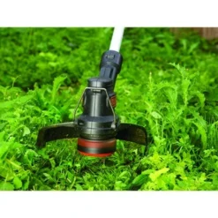 Black & Decker BLACK+DECKER 18V Trimmer ST182320 25cm Incl. 2,0Ah Accu + Lader -Tuinmeubel Verkoop 123 2915