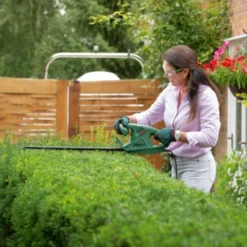 Bosch Heggenschaar EasyHedgeCut 55cm 13 Bosch Heggenschaar EasyHedgeCut 55cm -Tuinmeubel Verkoop 123 3455