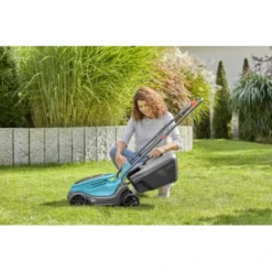 Gardena 18V Grasmaaier Powermax P4A 32cm (P4A) Incl. 4.0Ah Accu + Lader 6 Gardena 18V Grasmaaier Powermax P4A 32cm (P4A) Incl. 4.0Ah Accu + Lader -Tuinmeubel Verkoop 123 3670