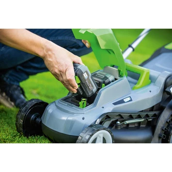 LUX 20V Accu Grasmaaier 33cm Incl. 2 Accu's 4,0Ah + Lader 4 LUX 20V Accu Grasmaaier 33cm Incl. 2 Accu's 4,0Ah + Lader - Afbeelding 4