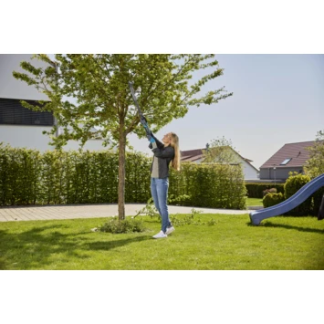 Gardena 18V Takkenschaar (P4A) Incl. 2.0Ah Accu + Lader 2 Gardena 18V Takkenschaar (P4A) Incl. 2.0Ah Accu + Lader - Afbeelding 2